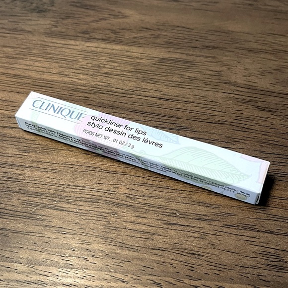 NIB : CliniqueQuickliner for lips - 48 Bing Cherry 0.3g - Picture 3 of 4